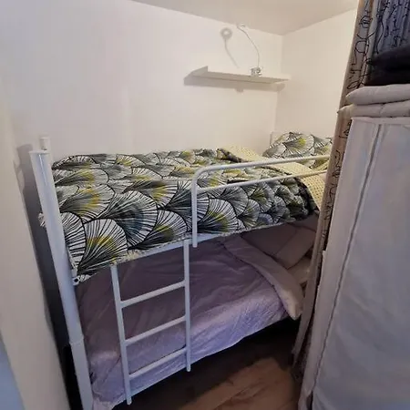 Apartment Neuf A 150m De La