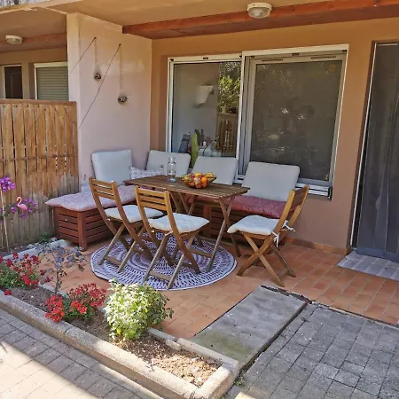 Apartment Neuf A 150m De La Hyères